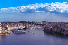 Blick auf die "Three Cities"